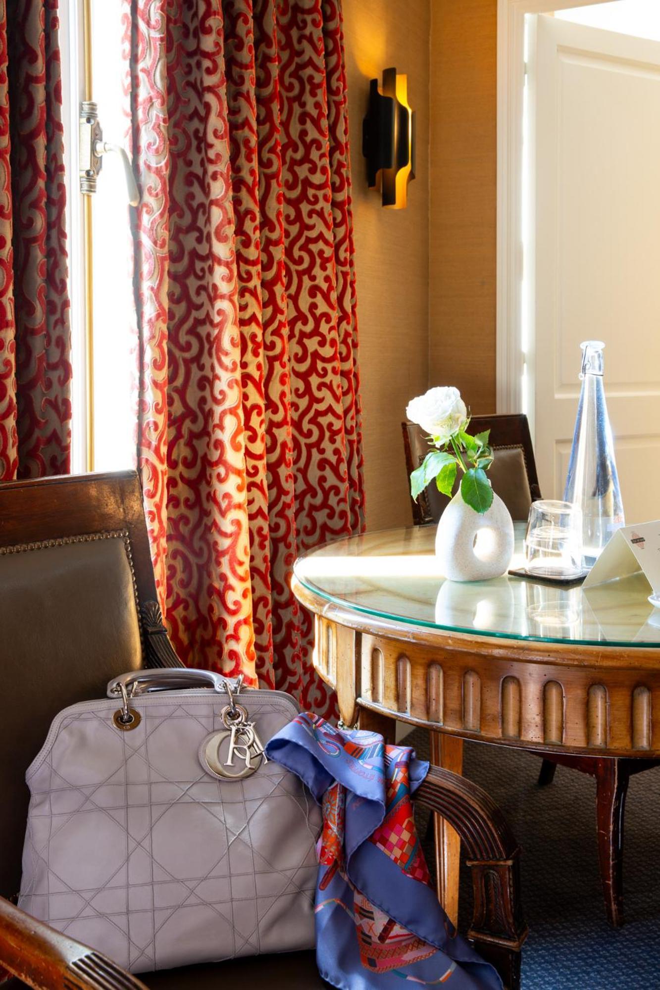 Hotel Le Relais Saint-Germain ปารีส ภายนอก รูปภาพ